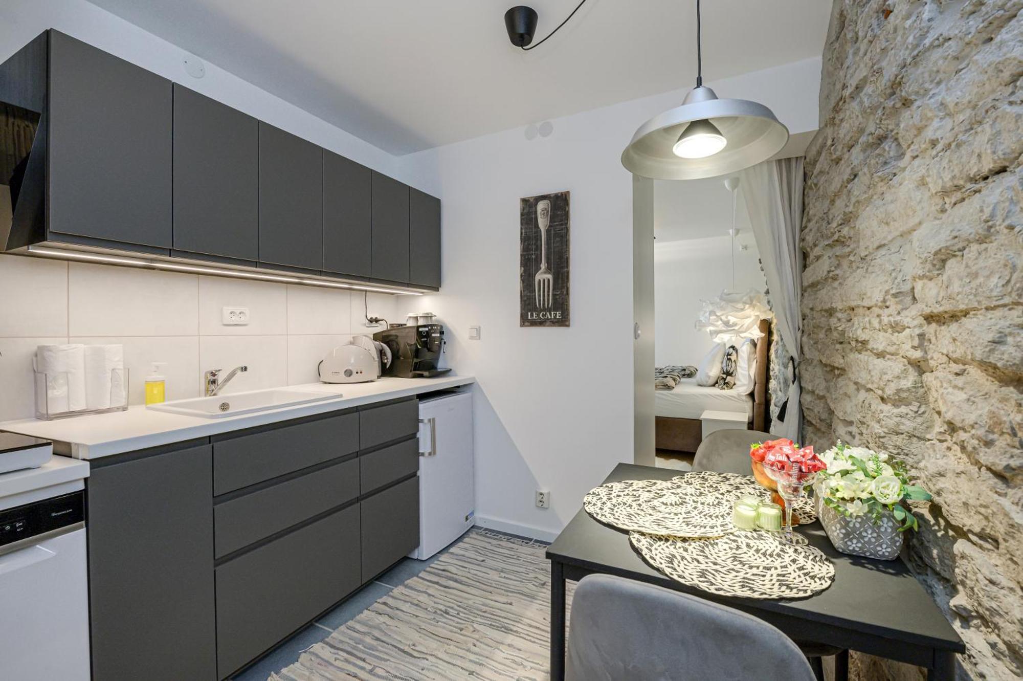 Tallinn Old Town Romantic Apartment מראה חיצוני תמונה