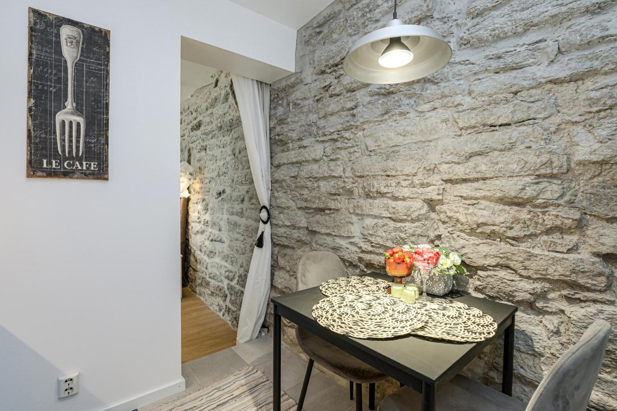 Tallinn Old Town Romantic Apartment מראה חיצוני תמונה